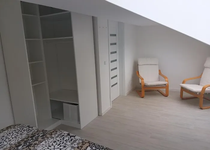 Apartman 2 Schlafzimmerwohnung Bei Frankfurt Am Main Heusenstamm