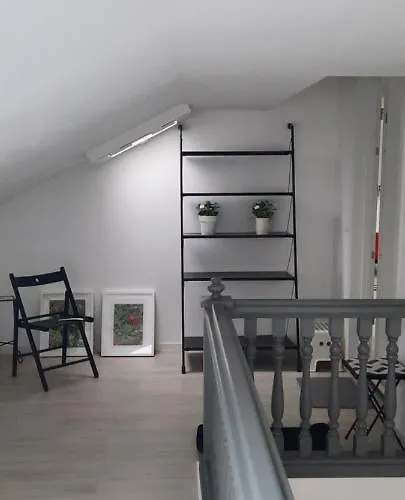 2 Schlafzimmerwohnung Bei Frankfurt Am Main * Heusenstamm